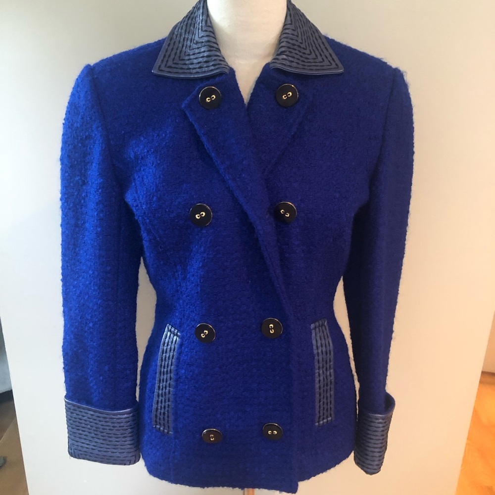 Suzelle size 4 wool boucle/mohair jacket with leather trim. NWOT
